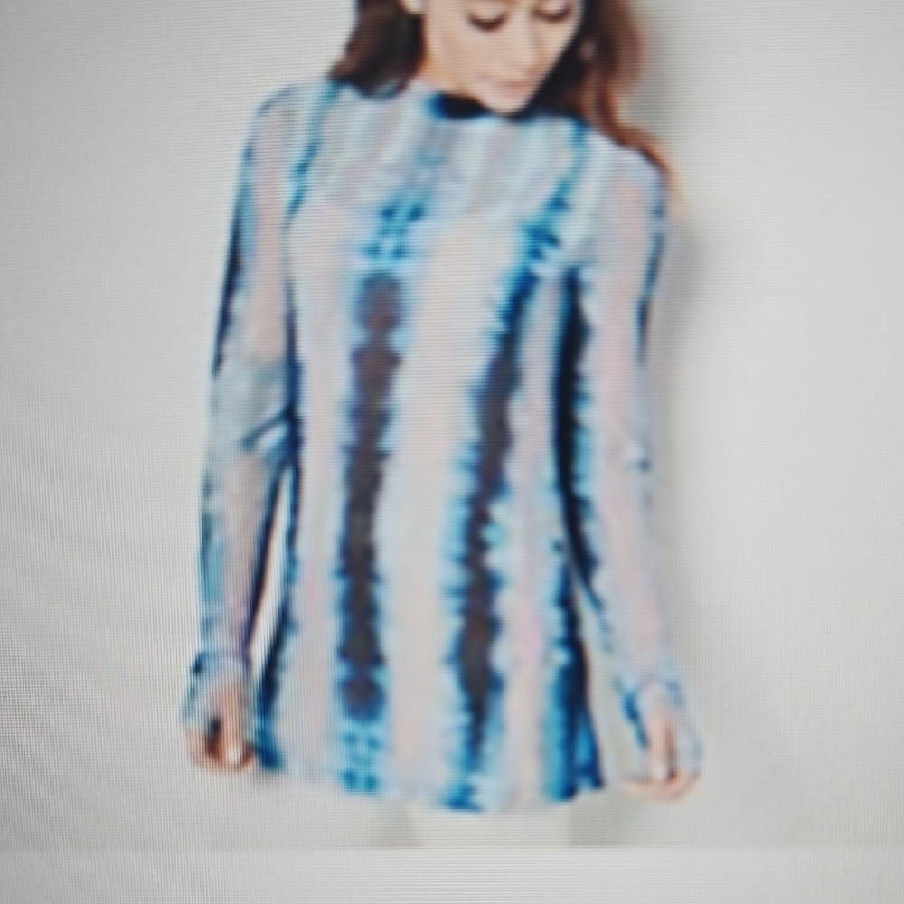 LOGO by LORI GOLDSTEIN Tie-dye Turtleneck Top